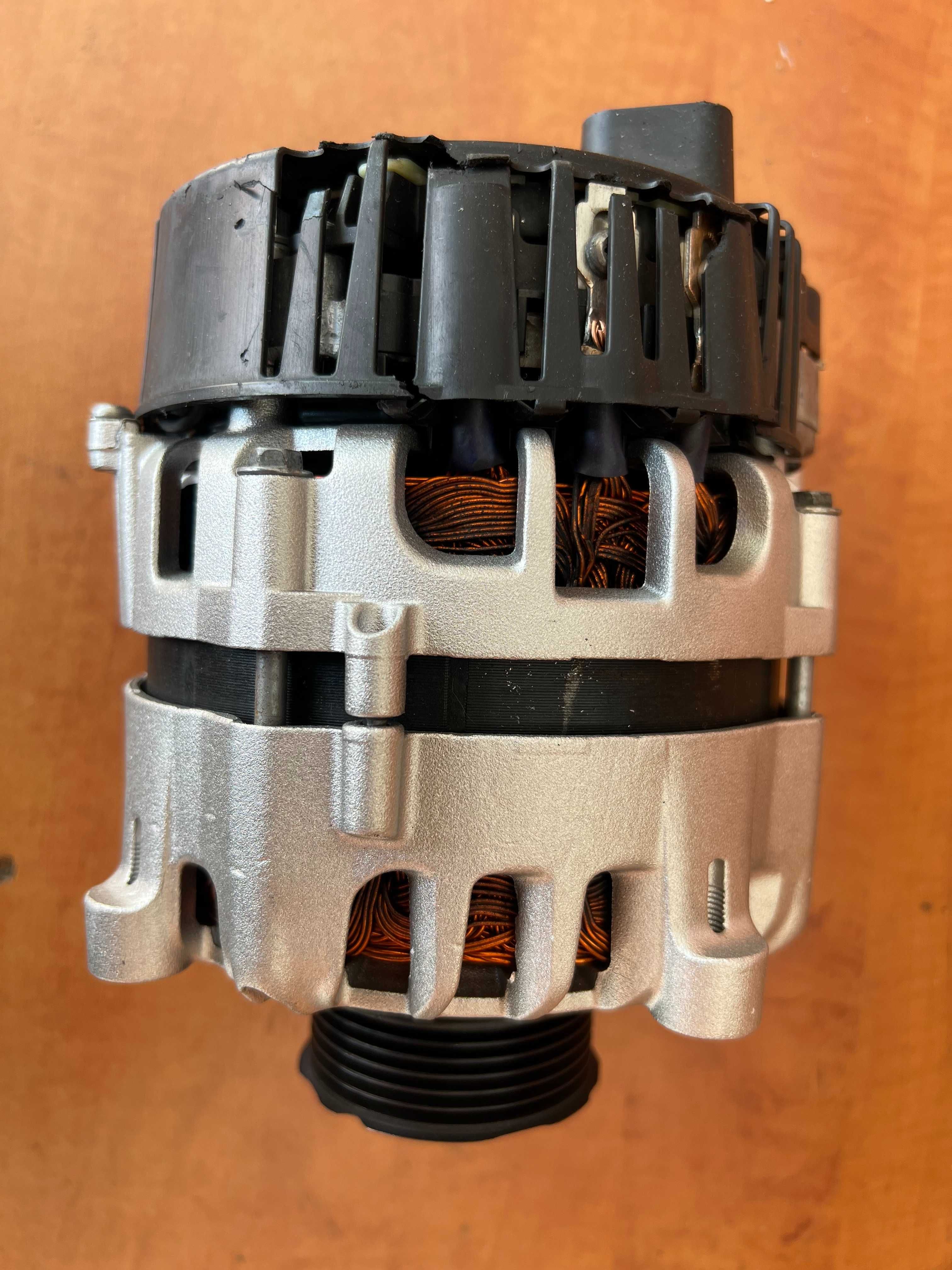Alternator Audi A4 A5 A6 A7 Q5 Q7 Mild Hybrid/diese DTPA 2.0 04L903018