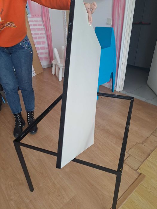 Mesas de ferro pequenas