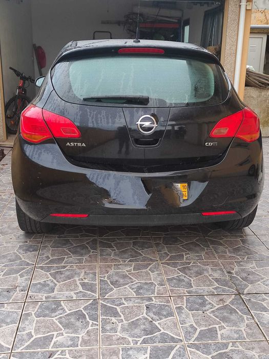 Opel Astra Cosmo 1.7 CDTI – 55.000 km – €7.500 (Negociável)