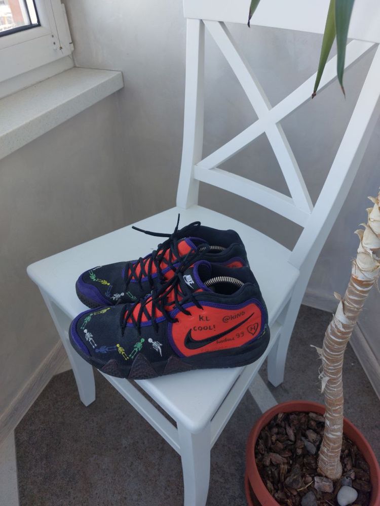 Кросівки Nike Kyrie 4