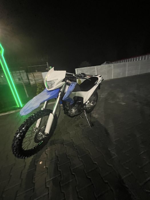 Продам мотоцикол geon x-road202CBF інжектор