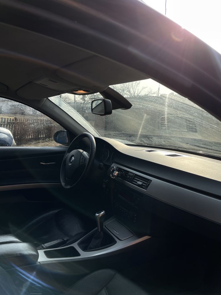Продам BMW E91 2.0D