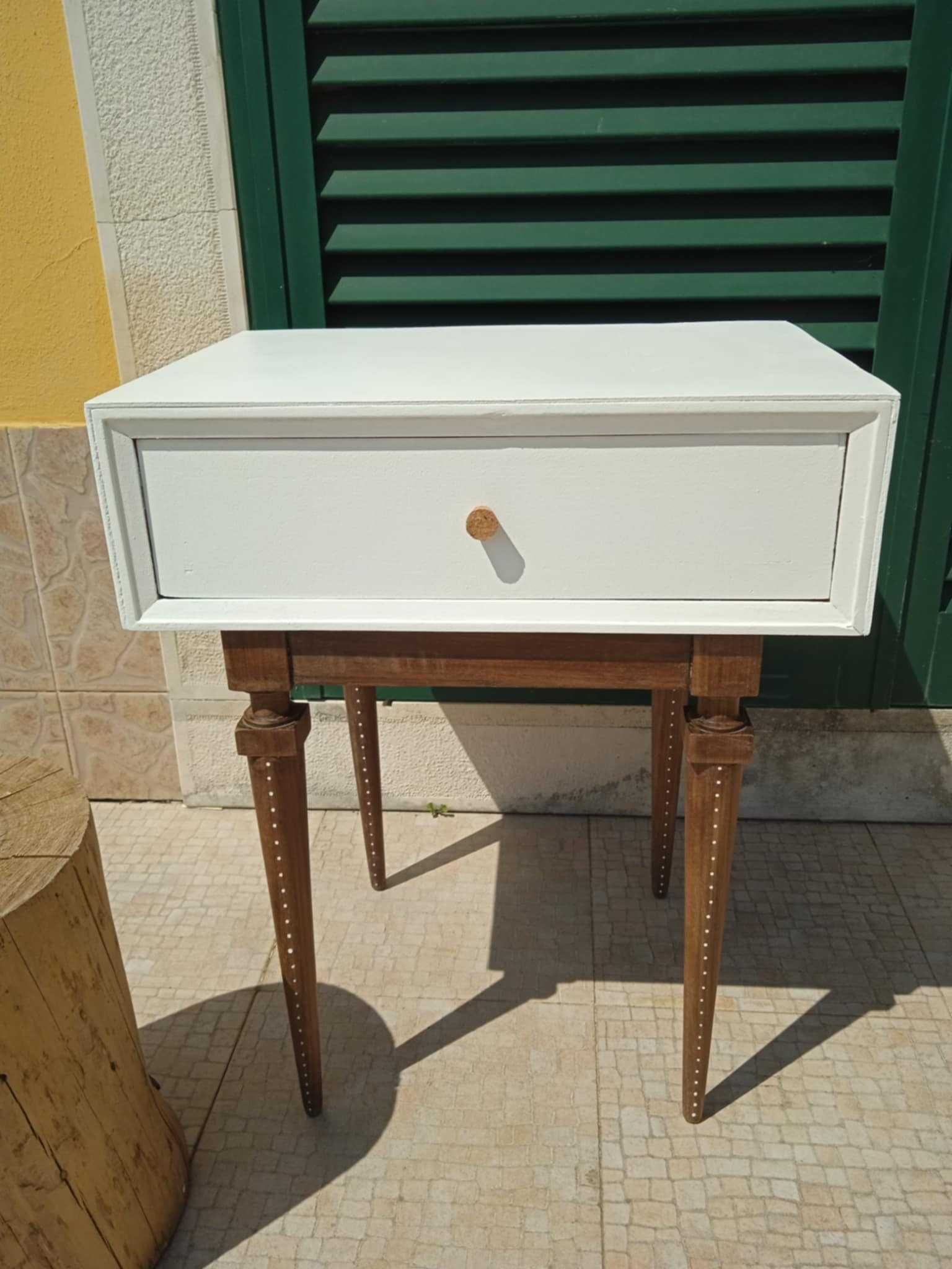 Mesa de apoio vintage