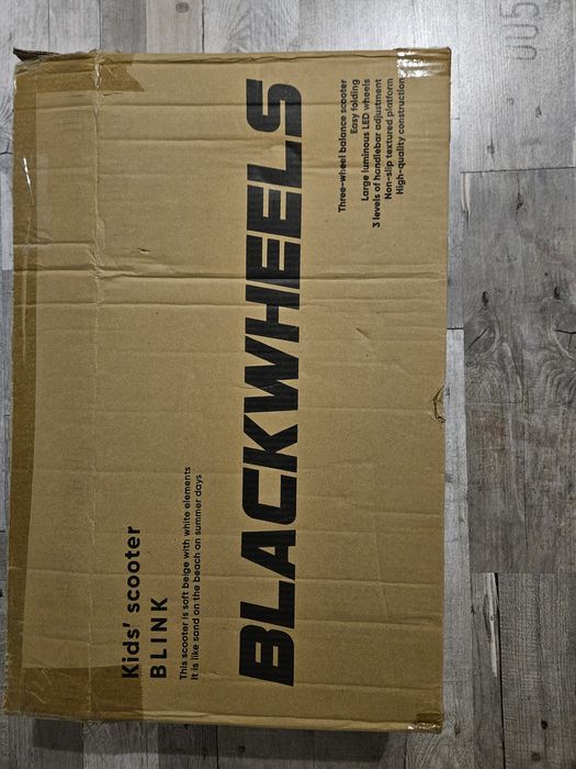 Świecące koła Hulajnoga Blackwheels Hulajnoga trzykołowa Blink Soft B