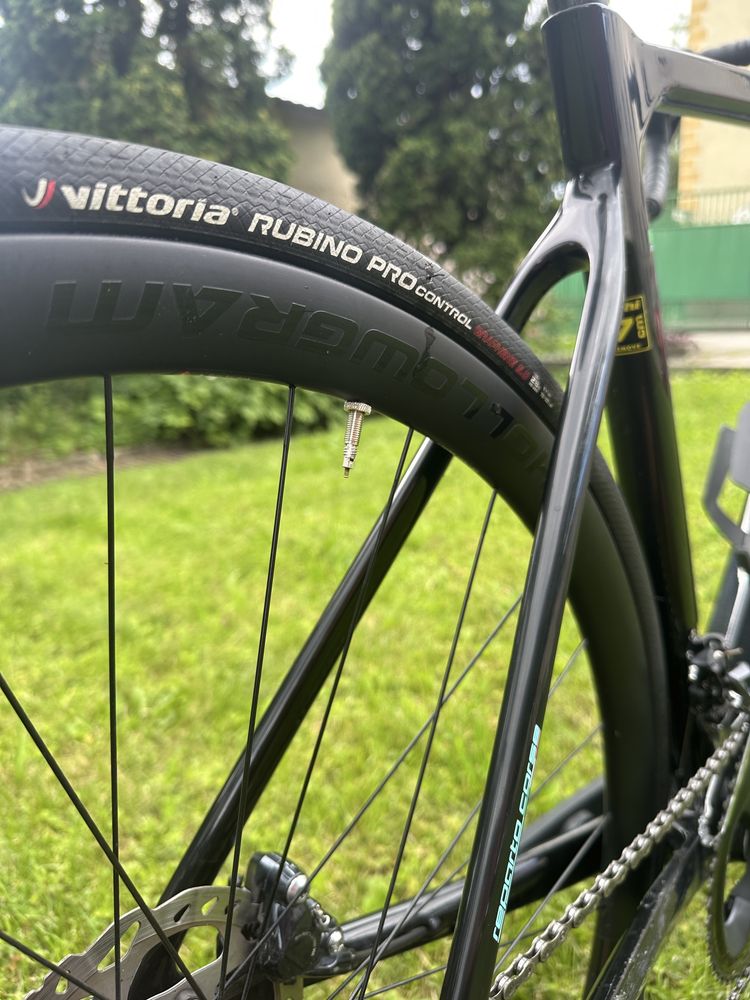 Bianchi Sprint карбоновий шосейний велосипед