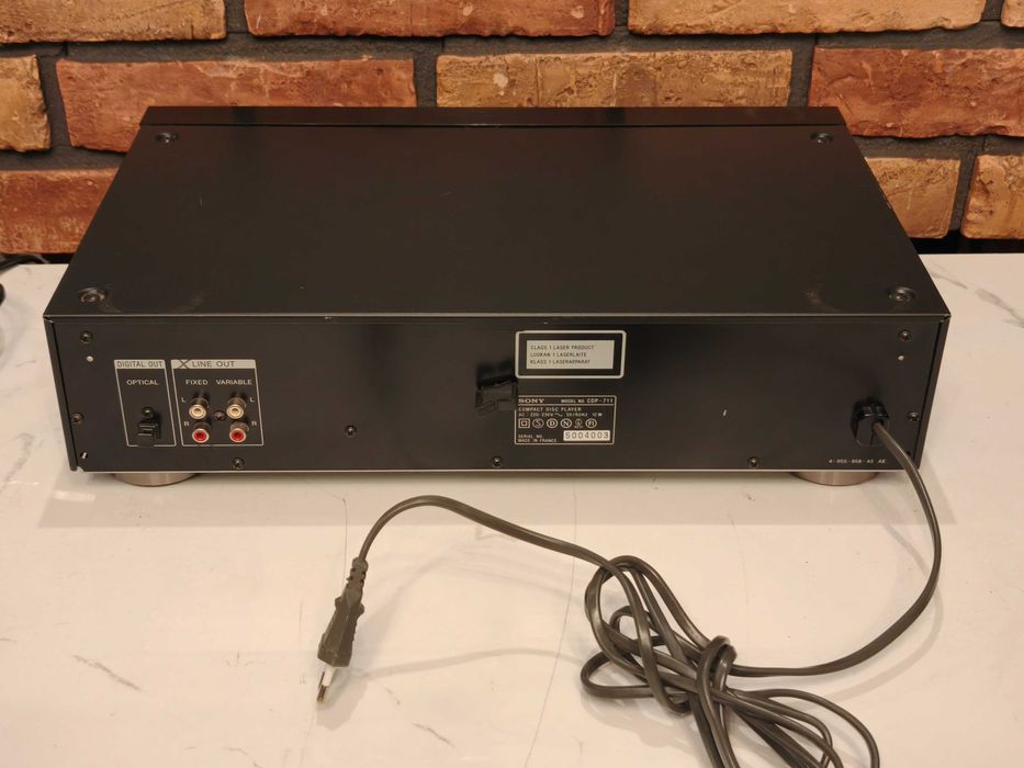 SONY CDP-711 ! Znakomity odtwarzacz CD ! OKAZJA