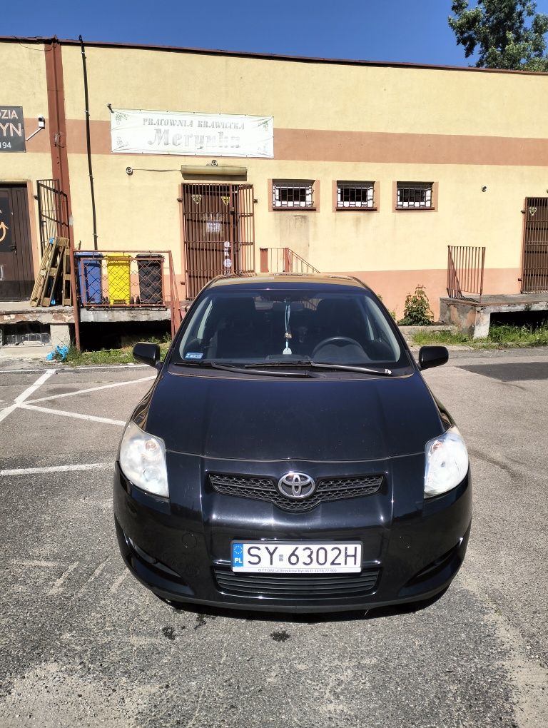 Toyota Auris 1.4 D4D 2009 5D Klimatyzacja