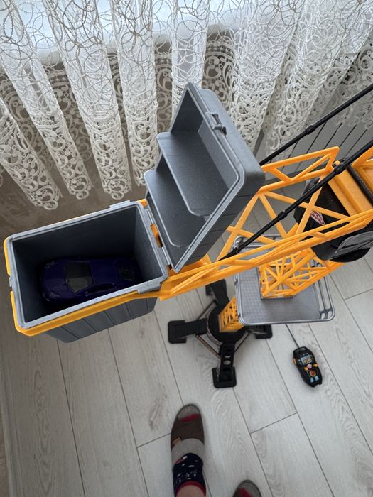 Підйомний кран на пульті! Новий!!