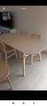 Mesa de jantar com 4 cadeiras