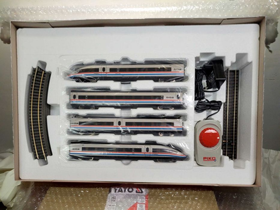 Залізниця Ріко (Піко) 57198 Швидкісний потяг Amtrak ICE 3