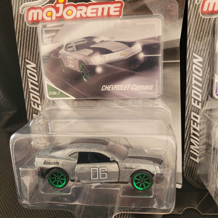 Carro miniatura Majorette