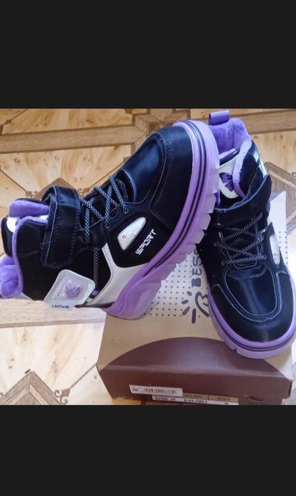 Зимние ботинки для девочки