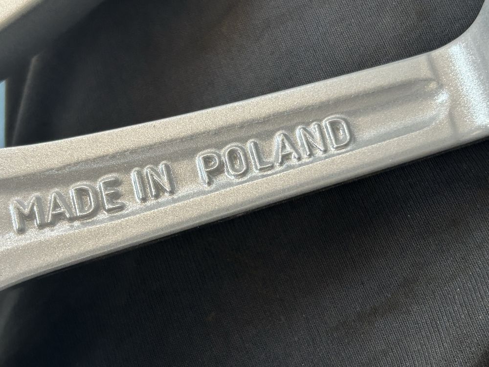 288 Felgi Aluminiowe FORD R 17 5x108 otwór 63,3 NOWE