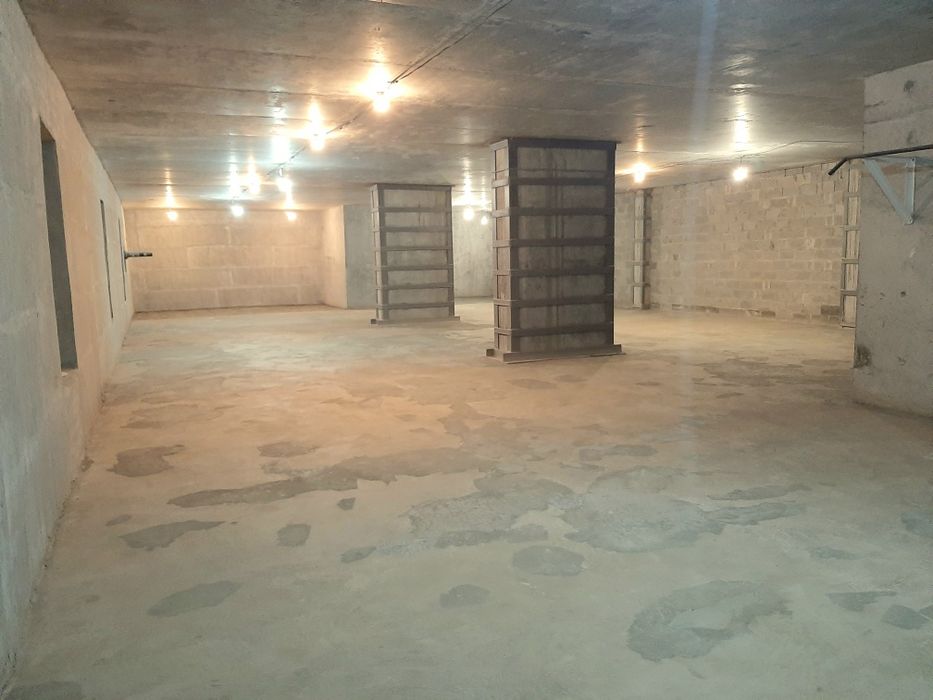 Сдам Цокольный этаж, Центр, Свой Вход