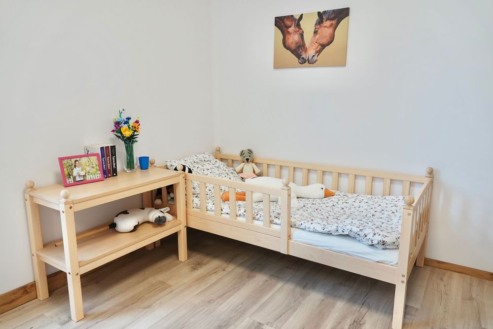 Łóżko Dziecięce z Drewna Sosnowego Prosto od Producenta