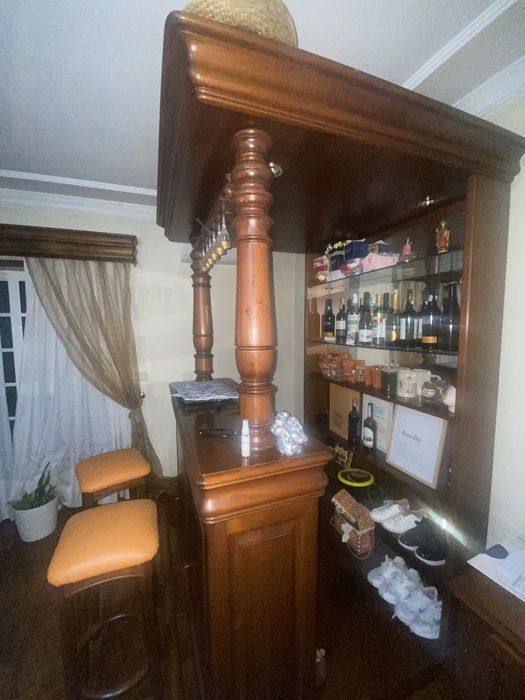 Bar de sala bom estado