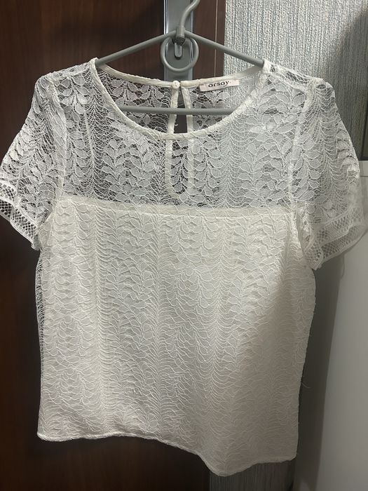 Нарядна блузка)))