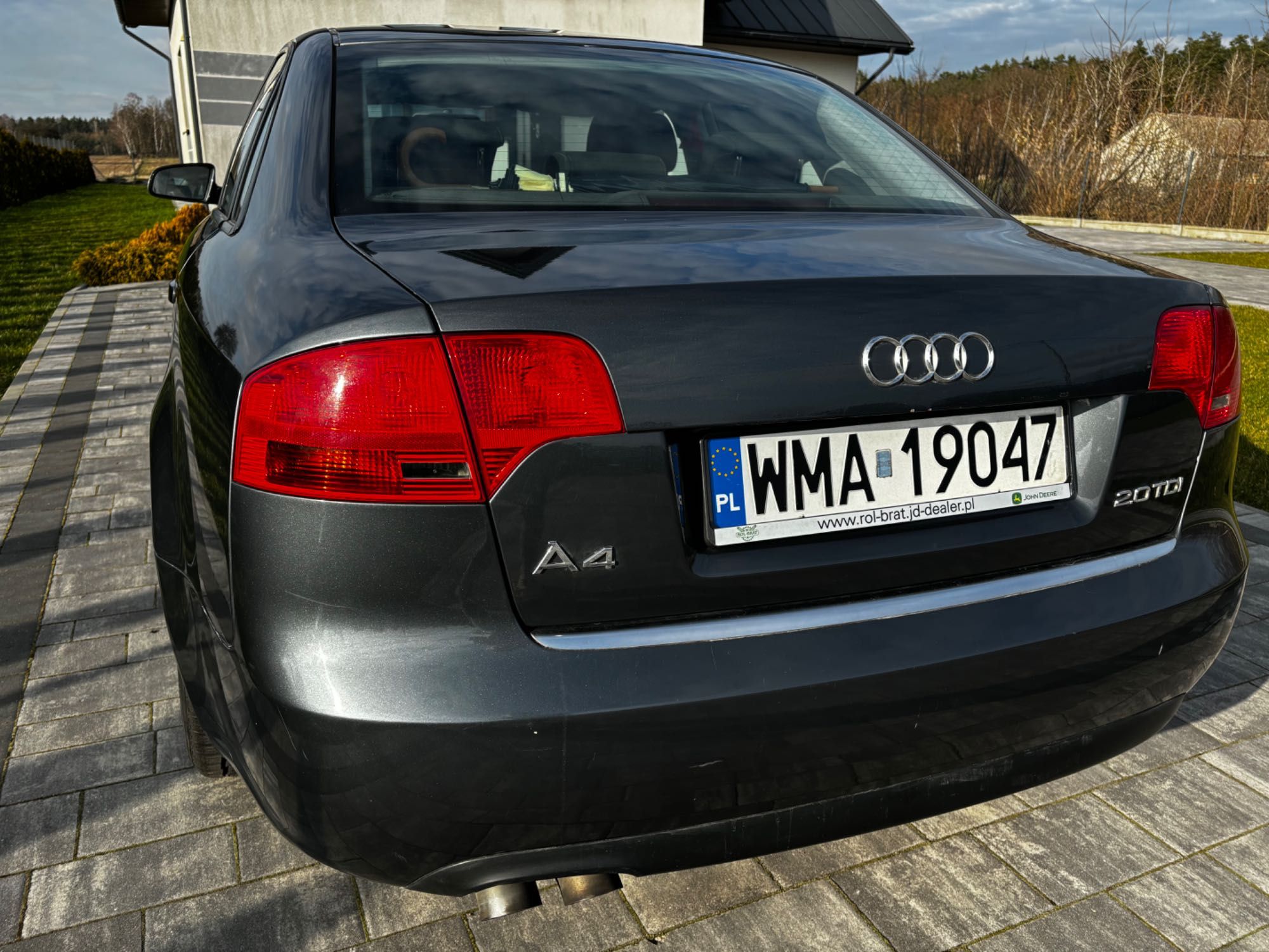 Audi A4b7 2.0TDI 140KM sedan