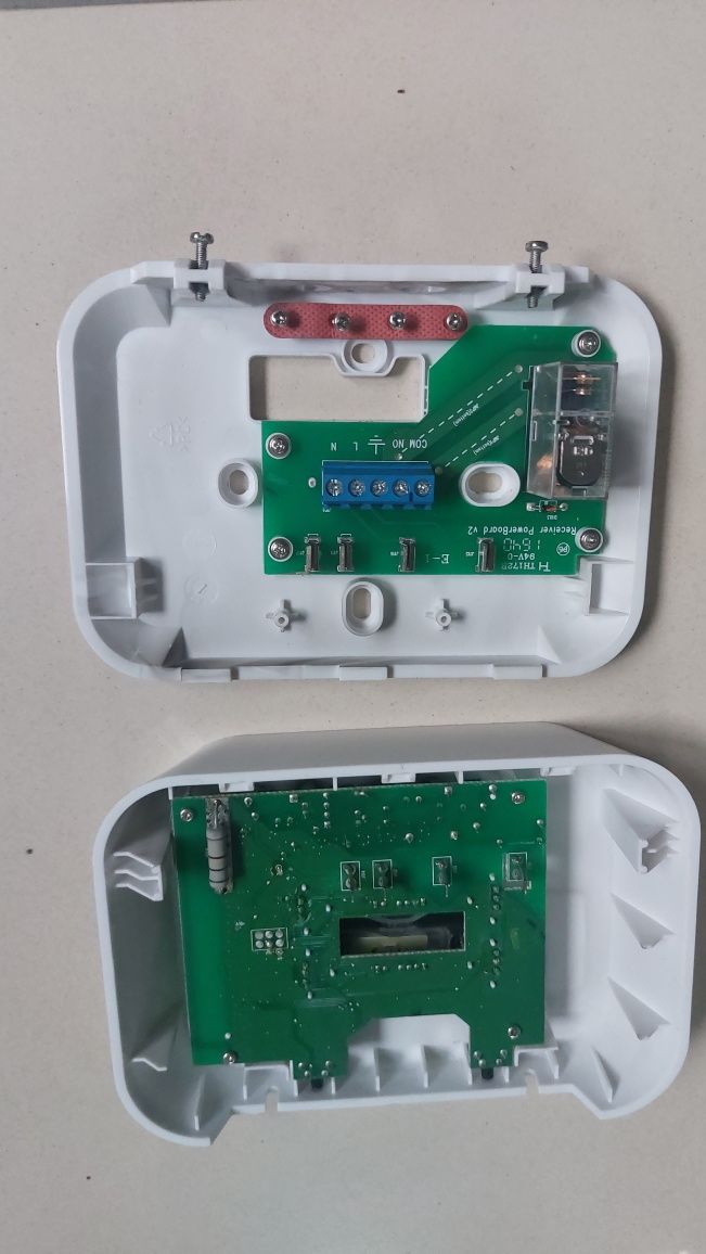 Regulator pokojowy Salus ST621RF(TX)