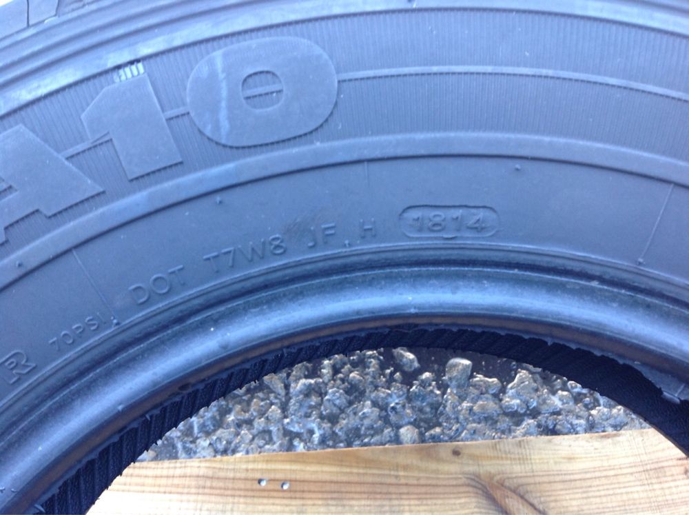 215 / 75 / R 16 C Hankook Radial RA-10