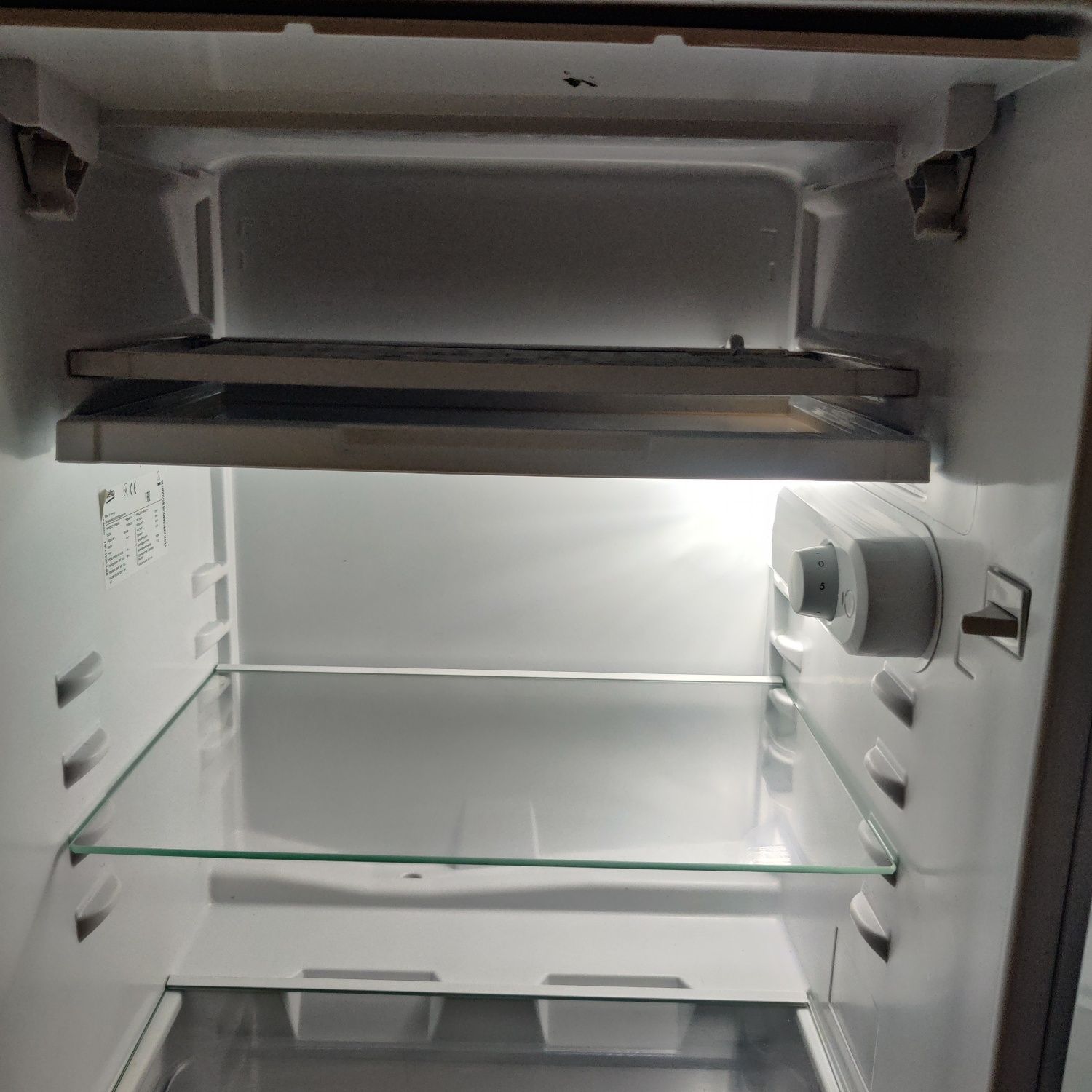 Lodówka podblatowa BEKO TS190320 chłodziarko - zamrażarka 82cm