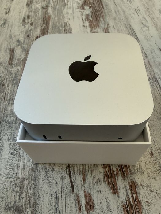 Mac Mini (2024) M4 24/256GB na gwarancji