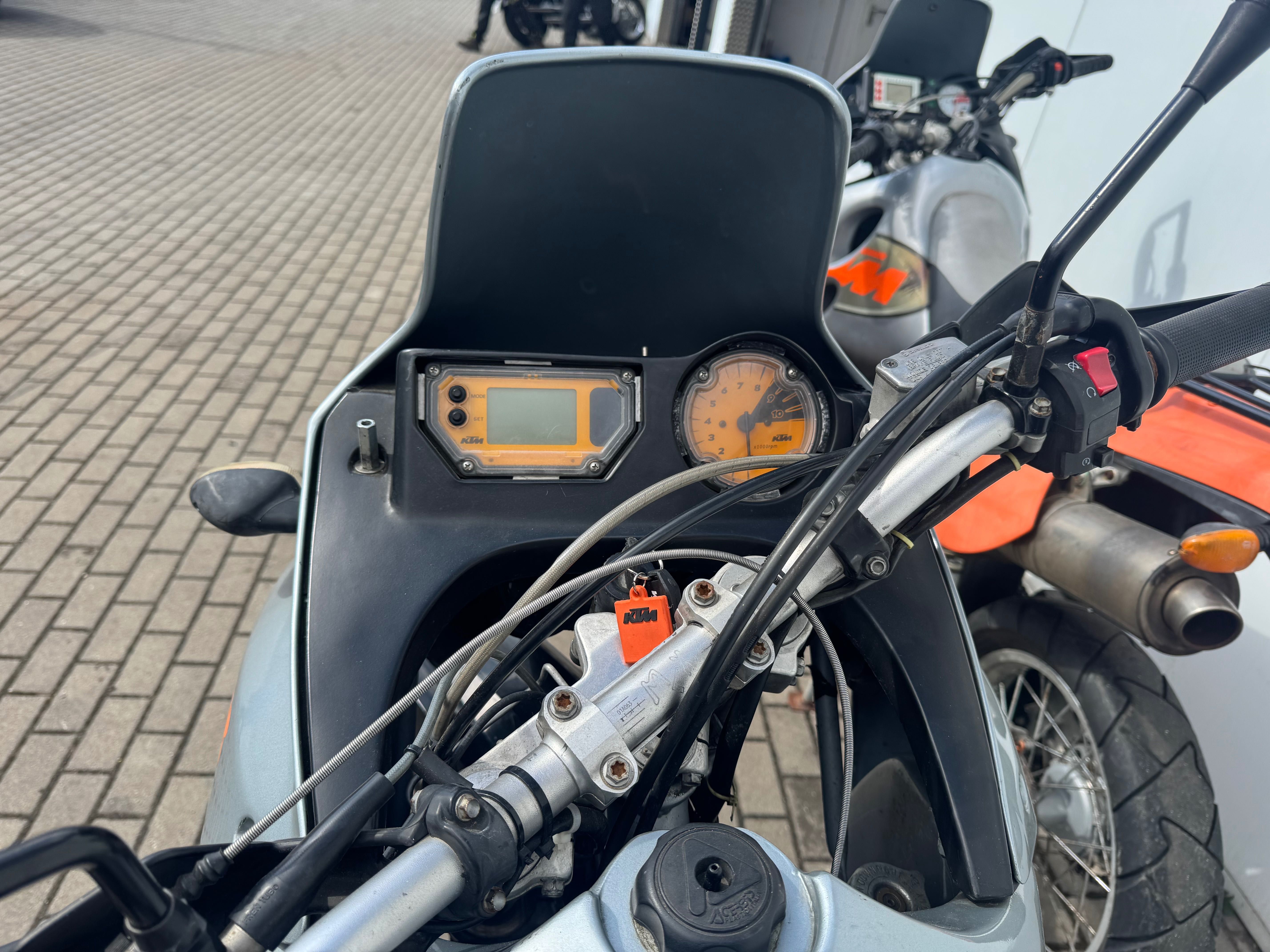 KTM LC4 640 Adventure