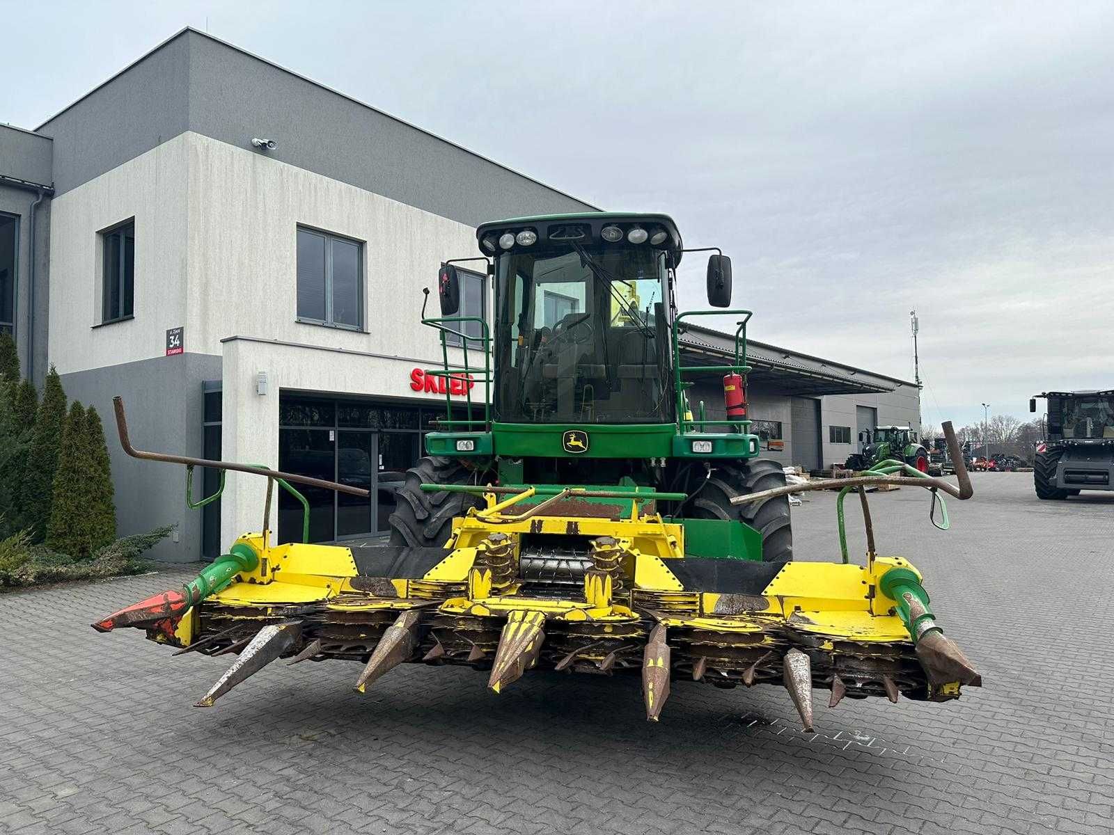 Sieczkarnia John Deere 7300