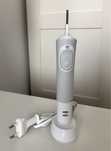 Szczoteczka elektryczna oral b vitality 100 biała