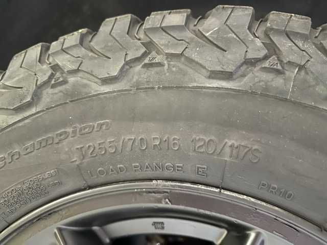 Продаю комплект шин BFGoodrich All-Terrain T/A KO2 LT255/70 R16