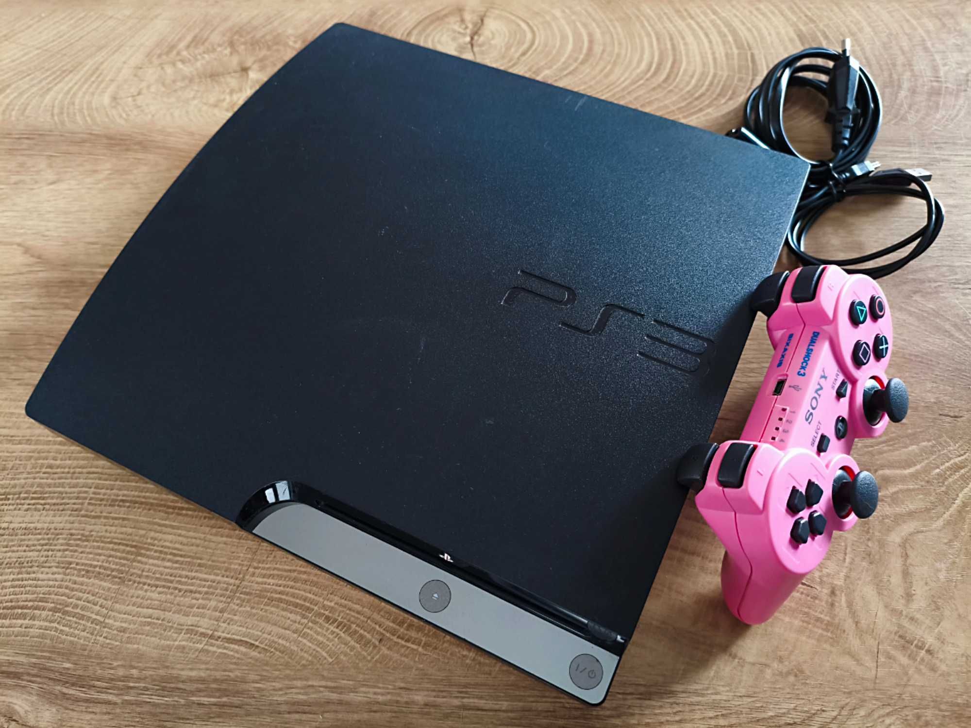 PlayStation 3 Slim 320GB CECH-2504B + 2 x PS Move, kamerka, 3 gry.
