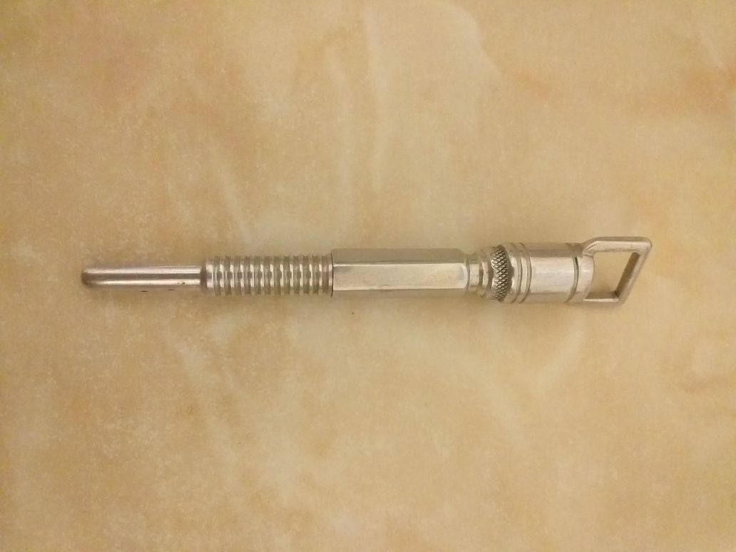 Ручка   металлическая  ,времён СССР.