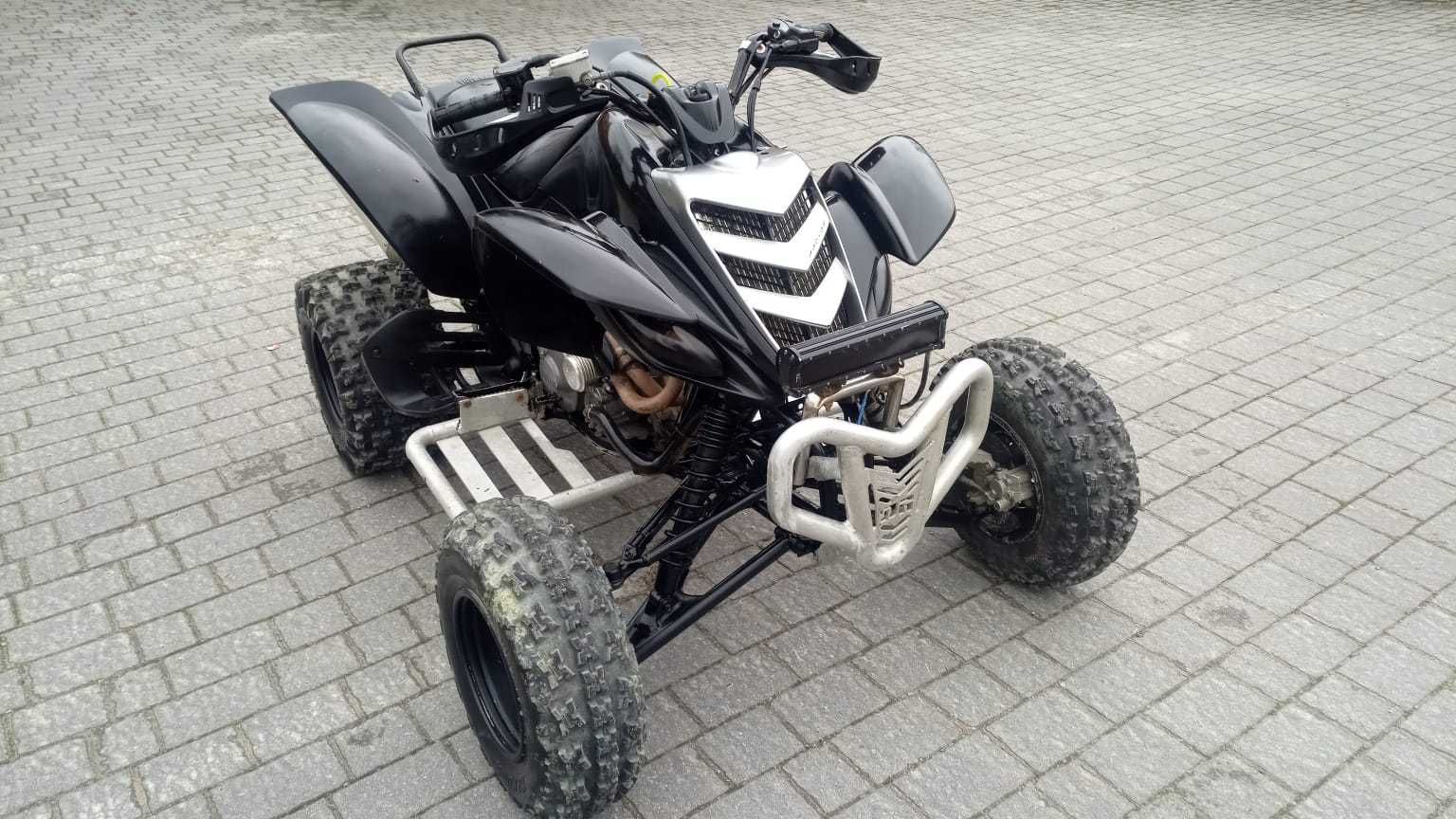 Yamaha Raptor 660