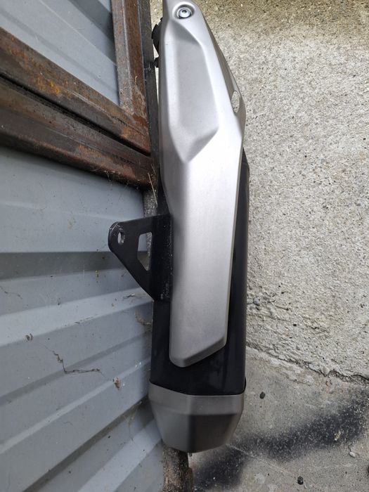 Tłumik Honda Transalp 750  rok 2023  6 tys km stan bdb