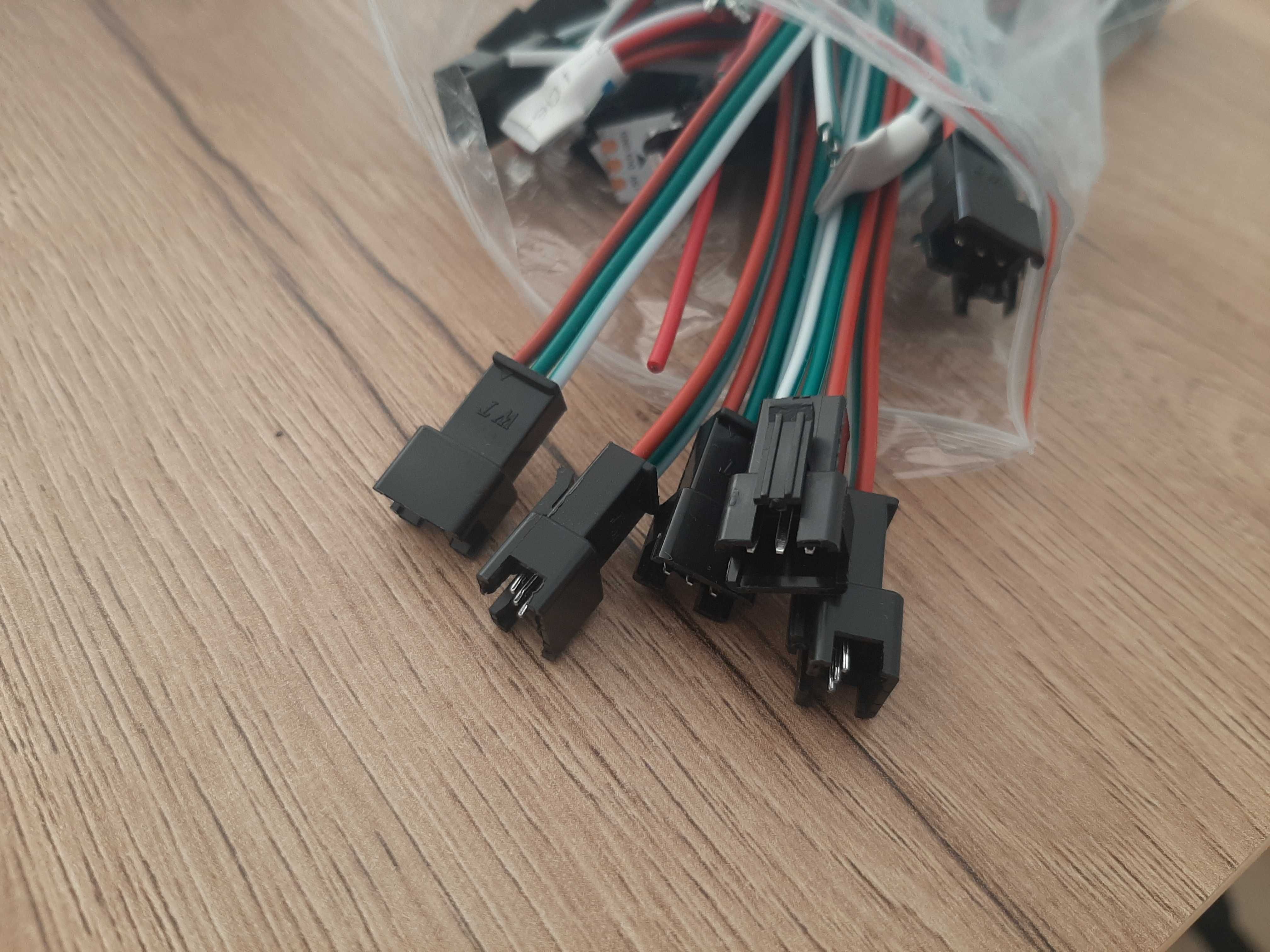 Taśma LED programowalne diody strip WS2812B biała PCB, 30/m IP30 nowe