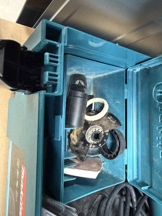 РЕНОВАТОР Makita TM3000C на магазині