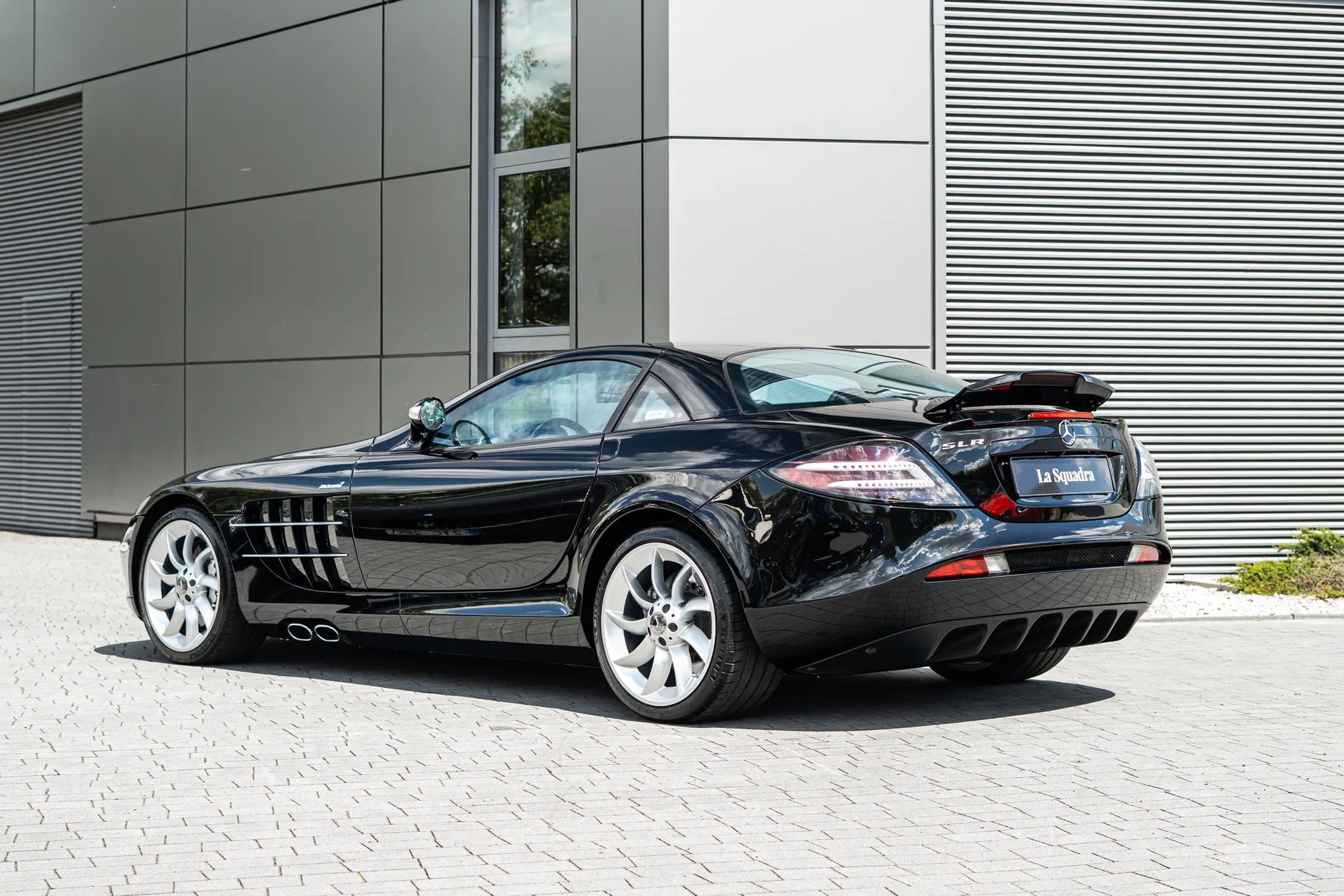 Mercedes-Benz SLR Official Ferrari Dealer