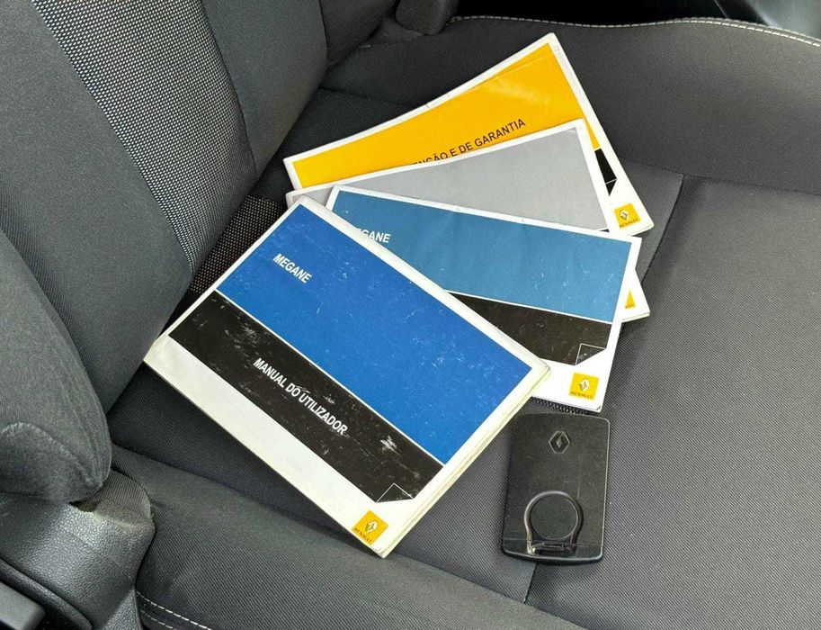 Renault Megane III Grandtour 1.5 DCi- Gasóleo