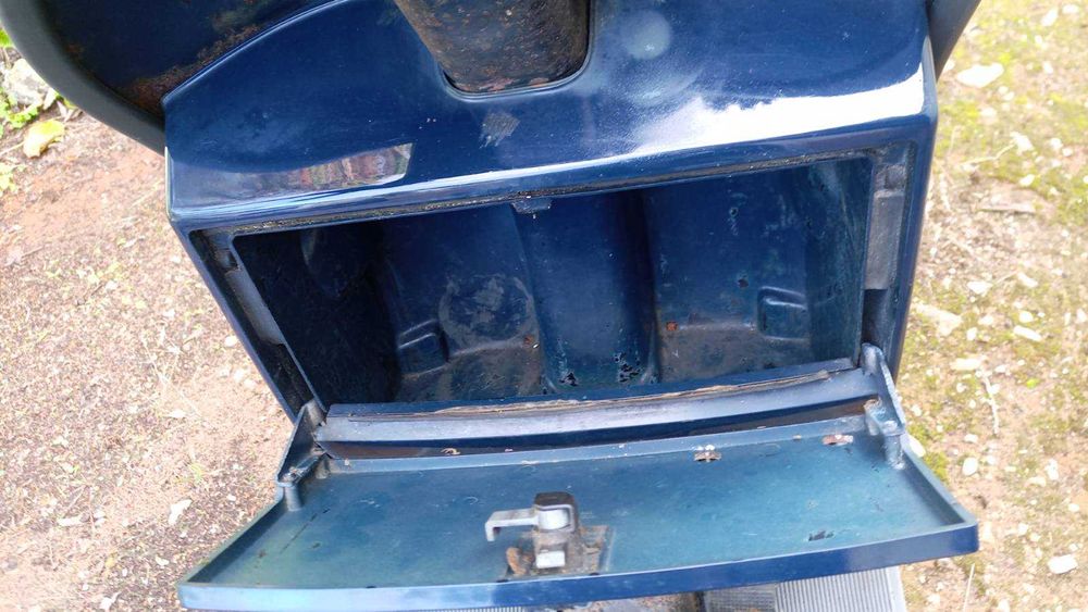 VESPA PKXLS de 1990 para peças ou restauro, com documentos