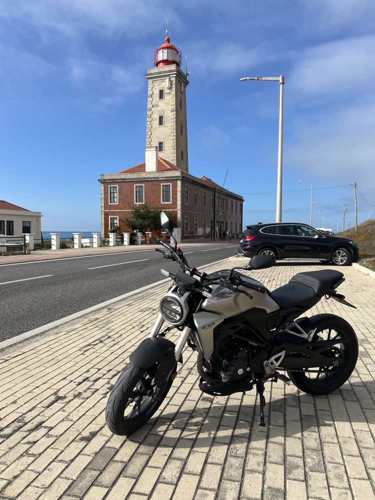 Honda CB300R c/ extras