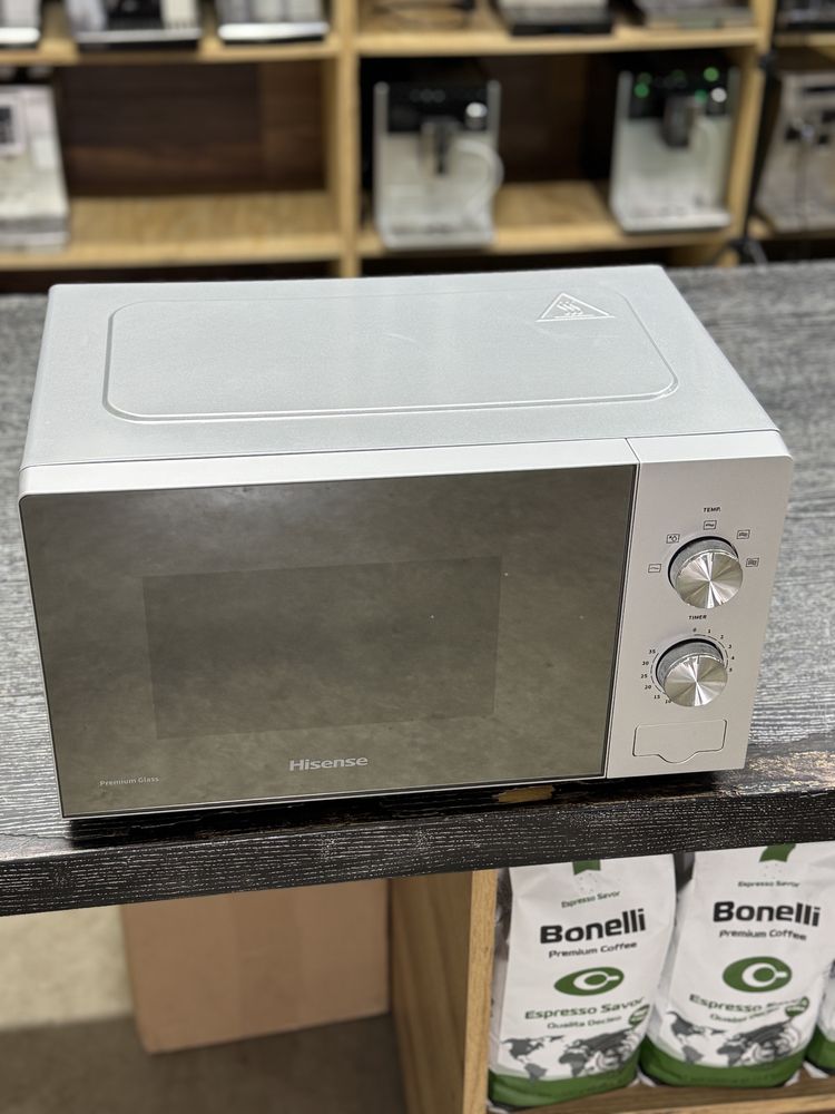 Мікрохвильова піч Hisense H20MOMP1 з Німеччини