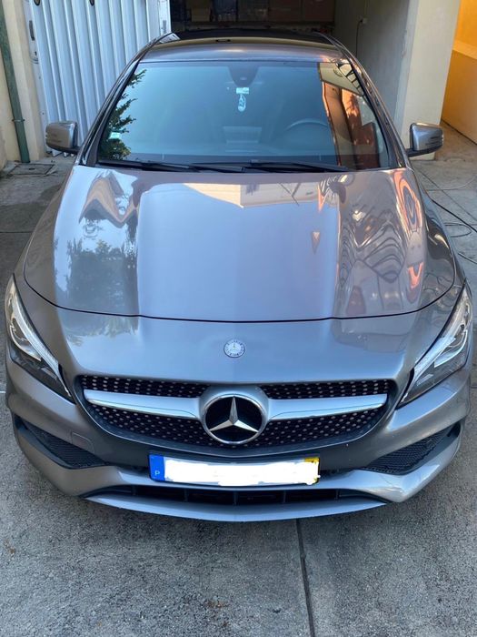 Mercedes CLA 180 AMG caixa manual