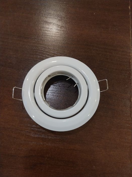 Sprzedam oprawy halogenowe