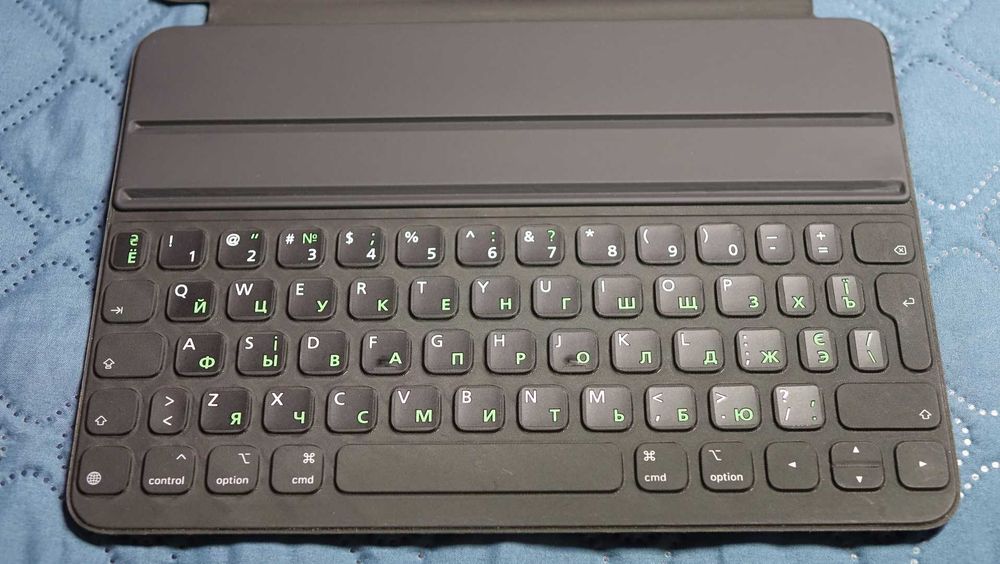 чехол-клавиатура Apple A2038 iPad Pro 11 1,2,3,4 GEN  iPad Air 4,5 GEN
