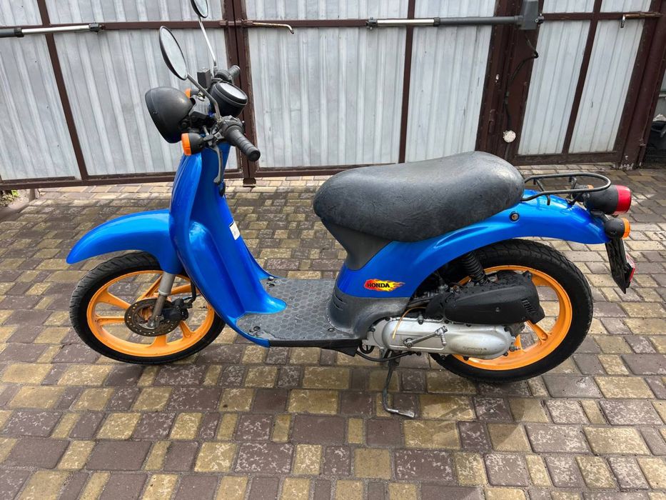 Японский скутер Honda Via