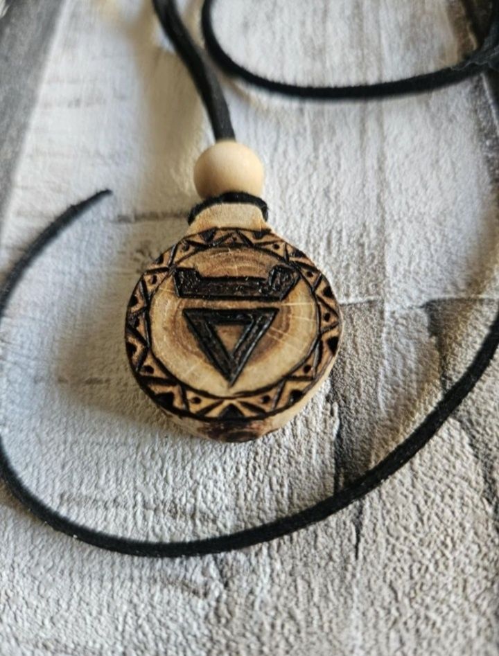 Naszyjnik wisiorek słowiański drewniany amulet talizman prezent eko XL