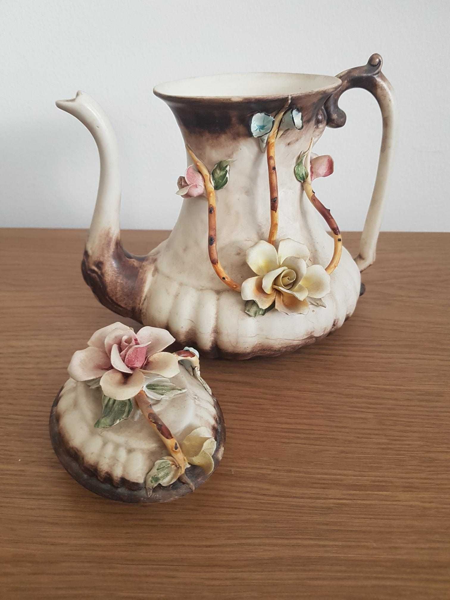 Bule Antigo Florado em Porcelana Capodimonte-Made in Italy