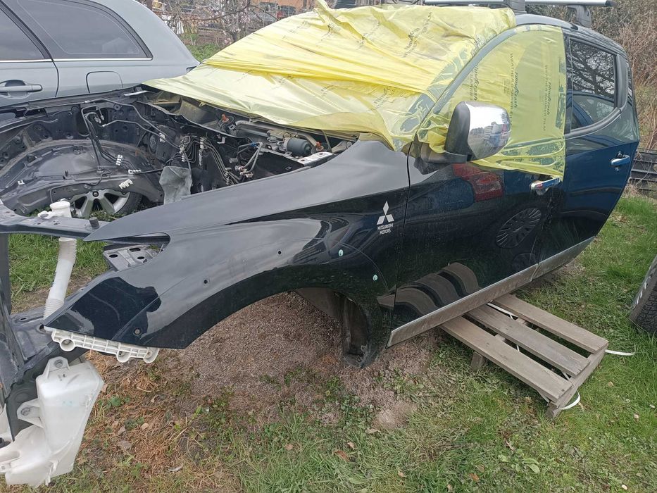 Mitsubishi L200 na części