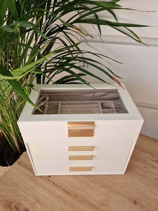 Duży luksusowy kuferek na biżuterię skórzany ecru kremowy nowy