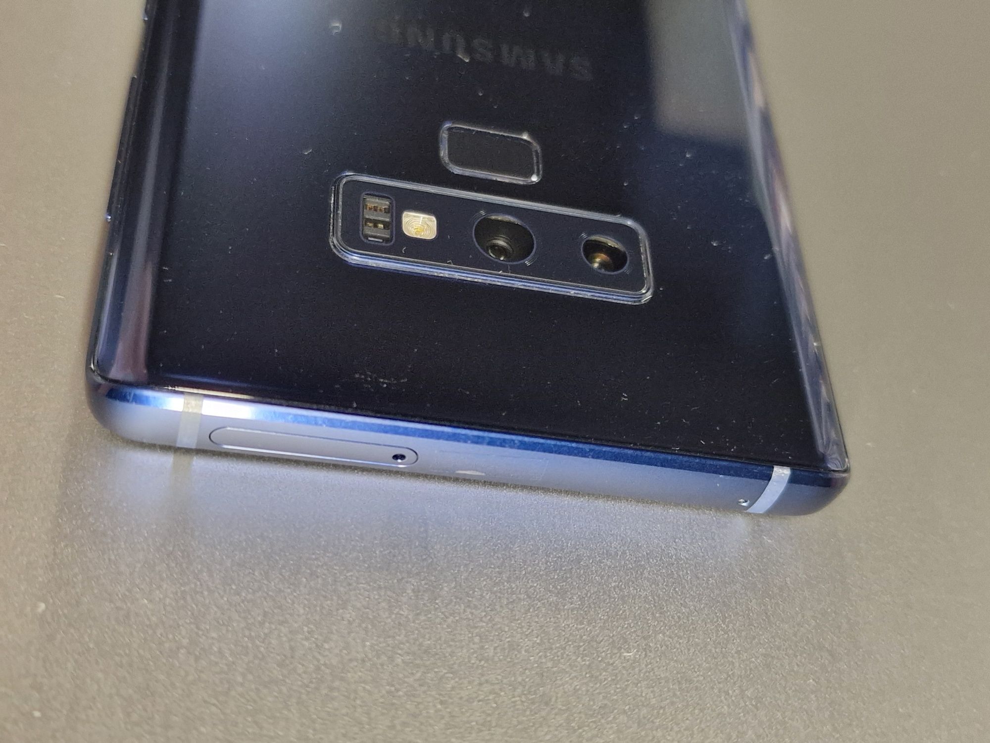 Samsung Note 9 6GB/128GB / Etui Spigen / pęknięta szybka